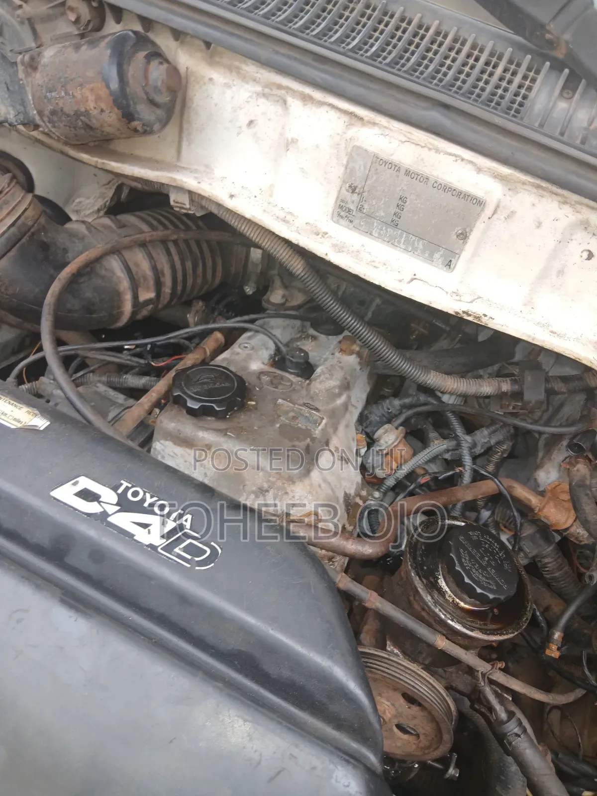 Toyota HiAce 1984 White