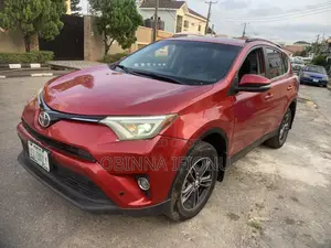 Toyota RAV4 2014 Red