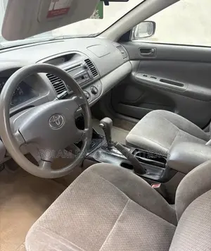 Toyota Camry 2004 Gray