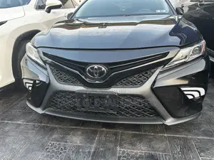 Toyota Camry SE (2.5L 4cyl 8A) 2019 Black