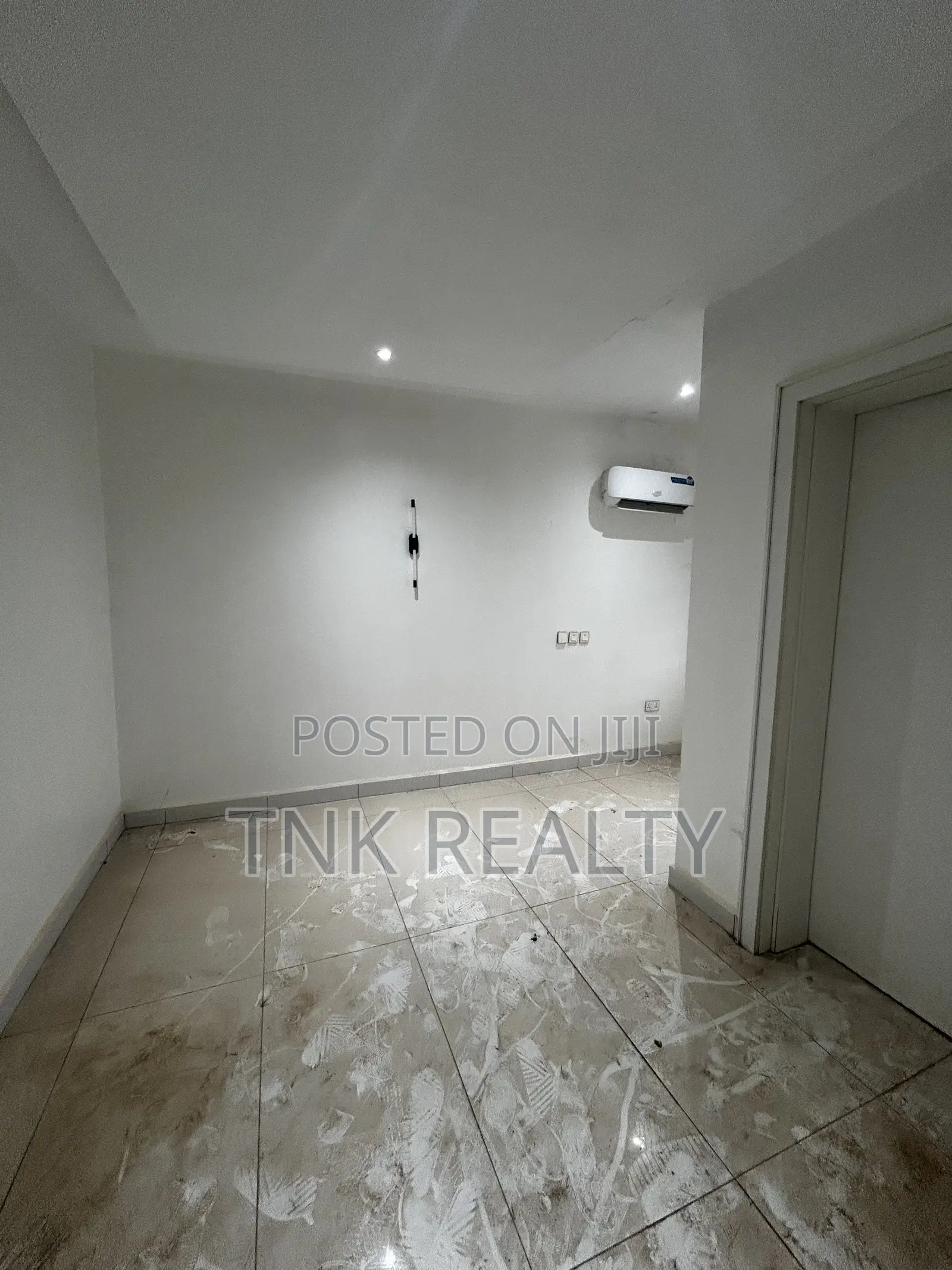 Newly Built Terrace Duplex With BQ