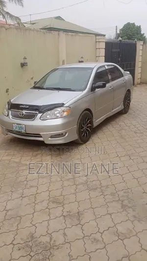 Toyota Corolla 2005 Silver