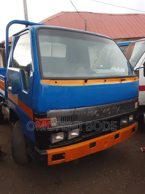 Toyota Dyna 150 Four Tyres Old Model With 3y Engine Petrol