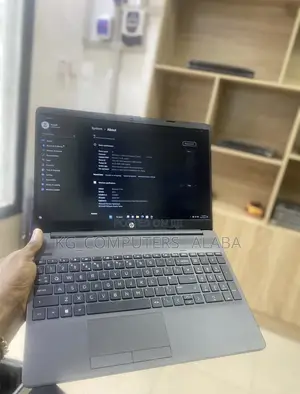 Laptop HP 250 G7 8GB Intel Core i5 HDD+SSD 256GB