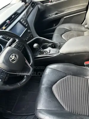 Toyota Camry SE (2.5L 4cyl 8A) 2019 Black