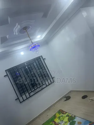 3bdrm Bungalow in Oluwanisola Estate, Osogbo for rent