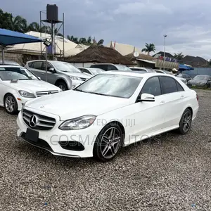 Mercedes-Benz E350 Base 4Matic Sedan AWD (3.5L 6cyl 7A) 2014 White