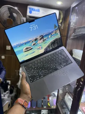 Laptop Apple MacBook Pro 2024 M4 Max 36GB Apple M4 Max SSD 1T