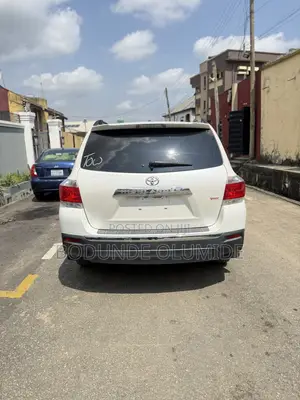 Toyota Highlander 2012 White
