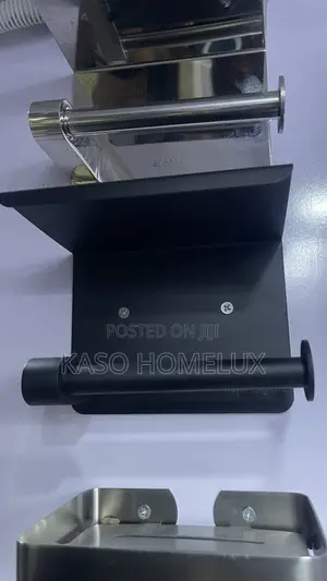 Matte Black Tissue Holder