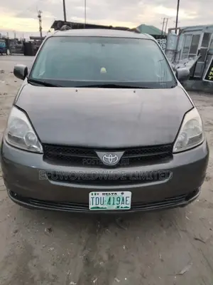 Toyota Sienna LE FWD 2006 Gray