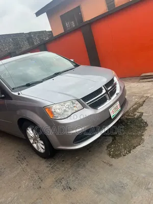 Dodge Caravan 2015 Gray