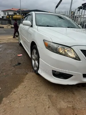 Toyota Camry 2011 White