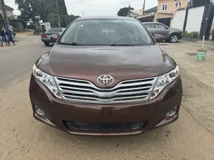 Toyota Venza LE 2010 Brown