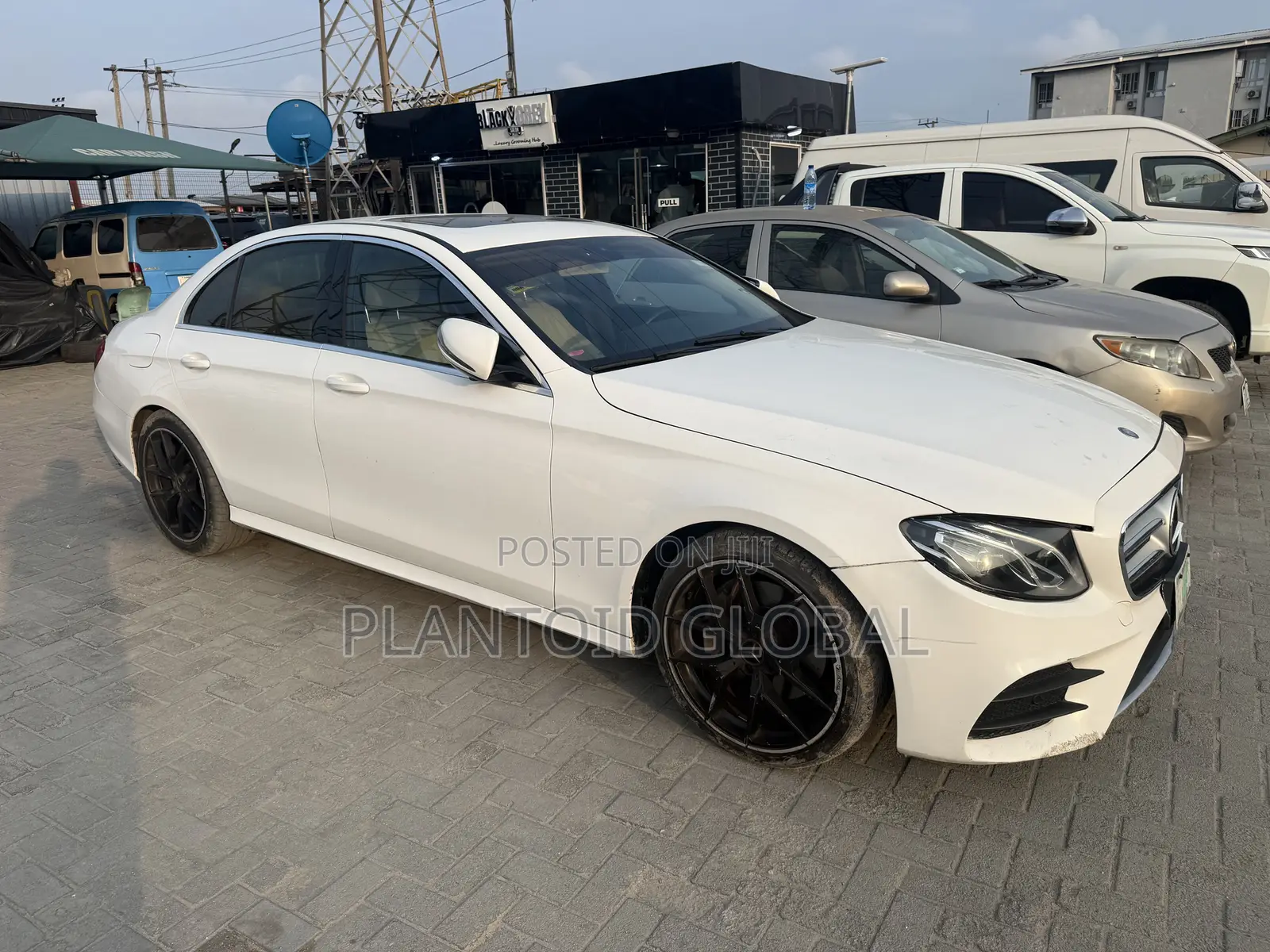 Mercedes-Benz E300 2017 White