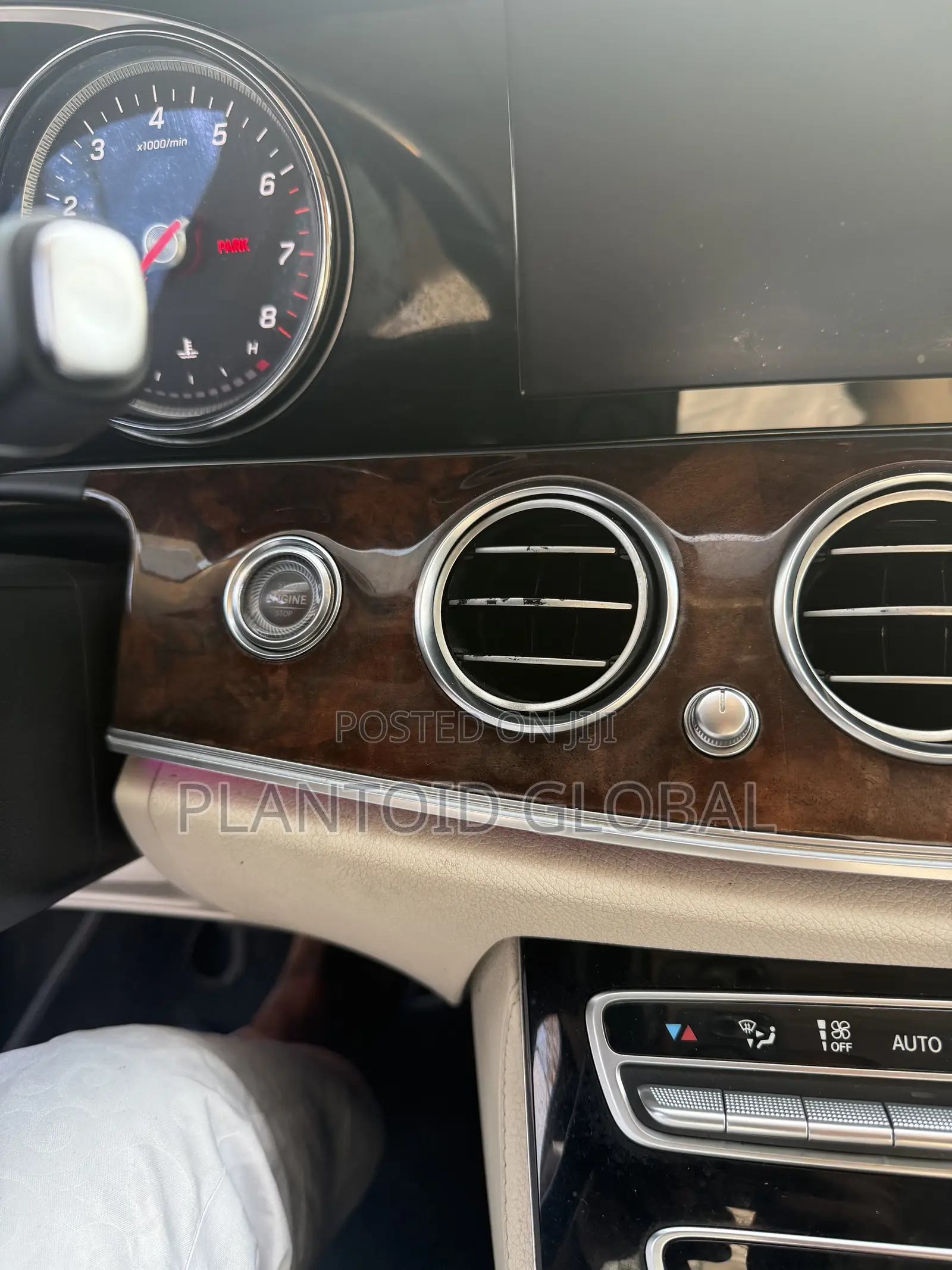 Mercedes-Benz E300 2017 White