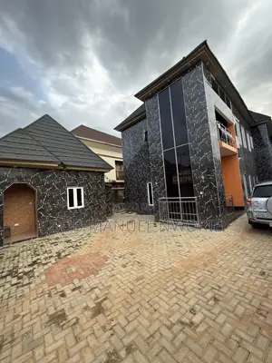 5bdrm Duplex in Apo Resettlement for sale