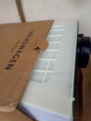 Air Filter for Audi Q7 2018. Brand New.