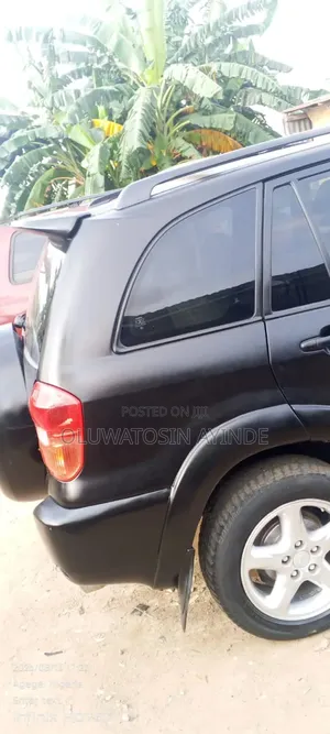 Toyota RAV4 2001 Black