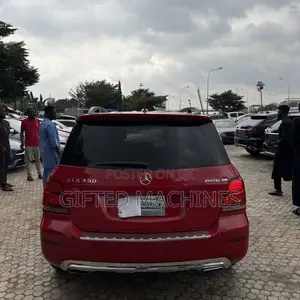 Mercedes-Benz GLK-Class 2013 Red