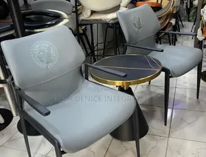 Modern Executive Dining Chair With Arms – Luxury Design