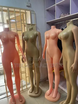 Almost New Female Headless Mannequin – ₦25,000