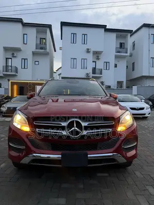 Mercedes-Benz GLE-Class GLE 350d 4MATIC 2016 Red