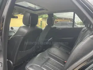 Mercedes-Benz M Class ML 350 AWD 4Matic (3.5L V6 7A) 2006 Black