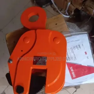 Toyo-Intl Vertical Plate Lifting Clamp, Designed to Securely Grip