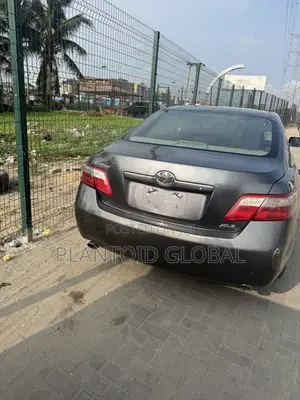 Toyota Camry XLE V6 4dr Sedan (3.5L 6cyl 6AM) 2008 Gray