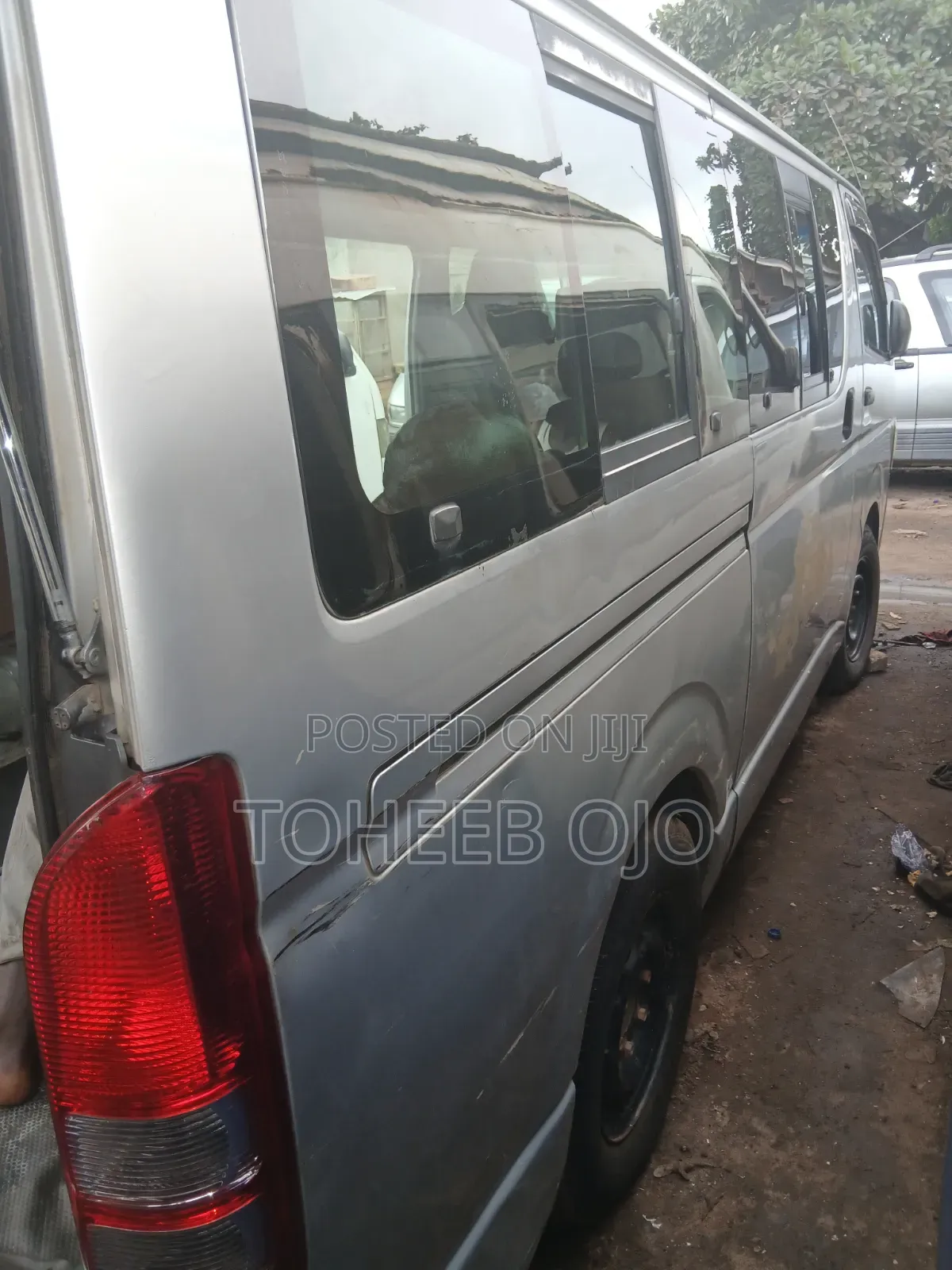 Toyota HiAce 2016 Grey