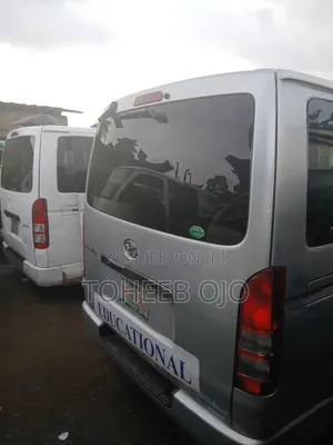 Toyota HiAce 2016 Grey