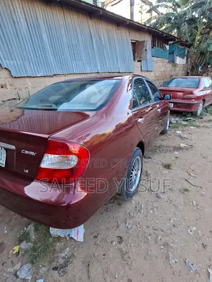 Toyota Camry 2005 Maroon