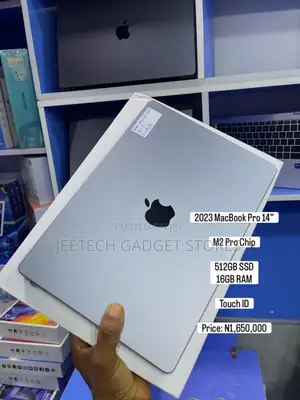 Laptop Apple MacBook Pro 2023 M2 Pro 16GB Apple M2 SSD 512GB