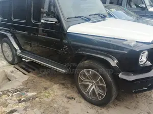 New Mercedes-Benz G-Class G63 AMG Brabus G700 2025 Matt Black