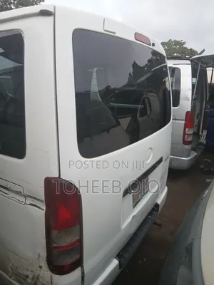 Toyota HiAce 2008 White