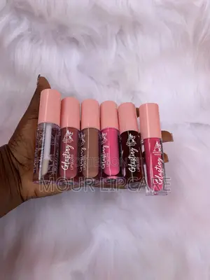 Adevnture Glasting Pigmented Lipgloss