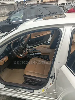 Lexus ES 2016 White