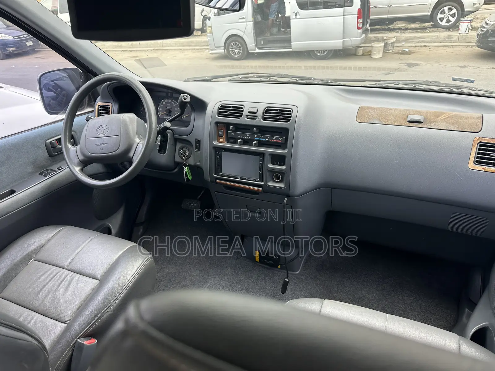 Toyota HiAce 2007