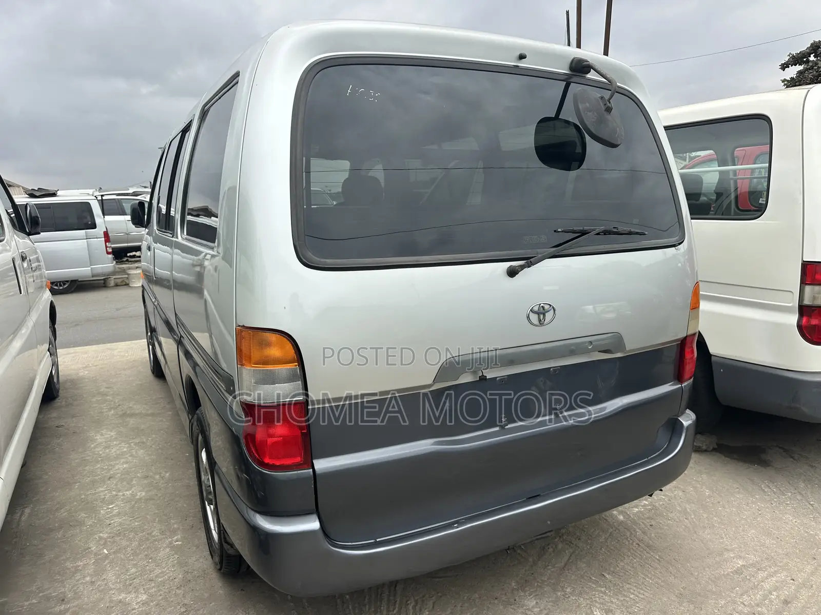 Toyota HiAce 2007