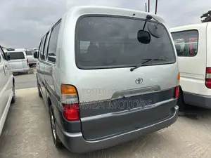 Toyota HiAce 2007