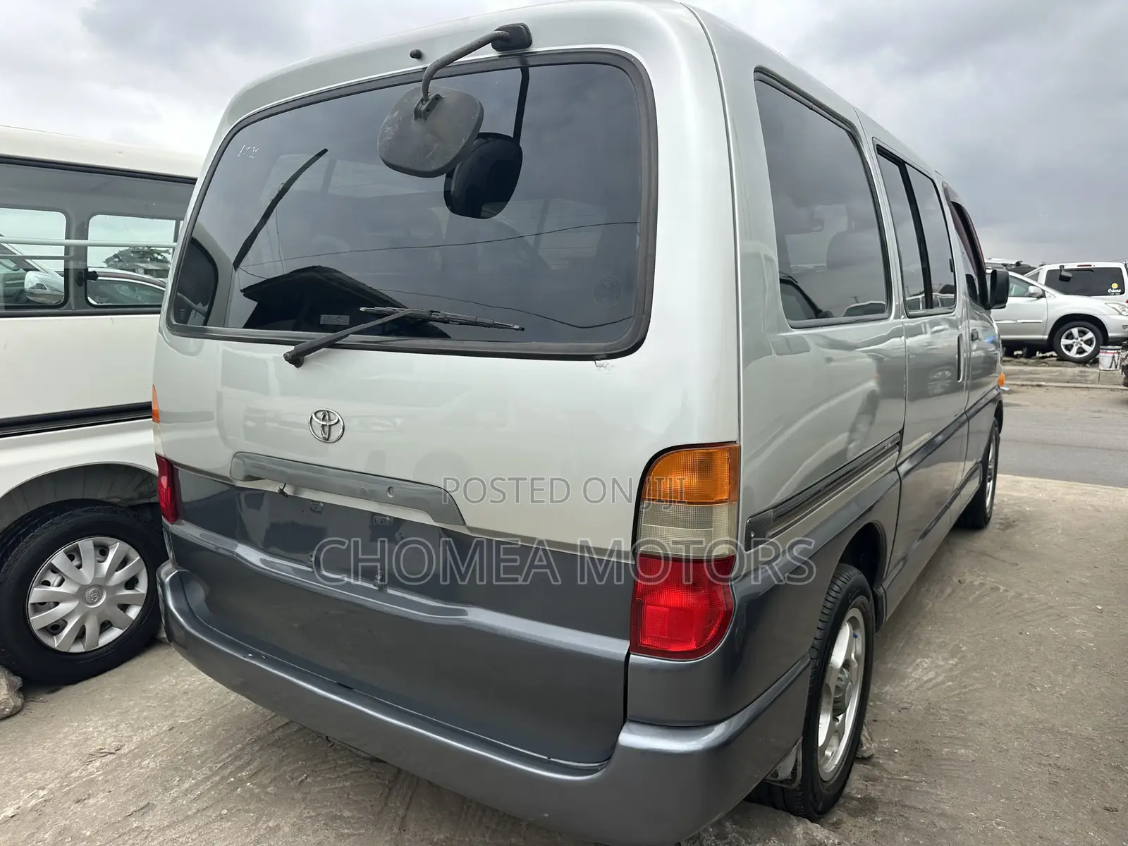 Toyota HiAce 2007