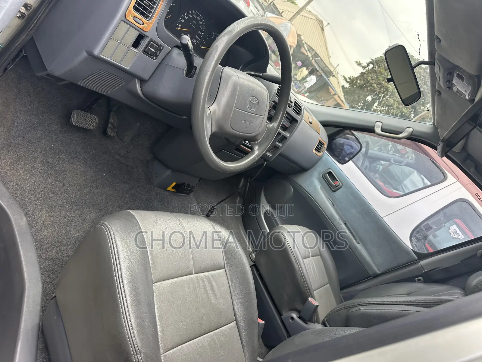 Toyota HiAce 2007