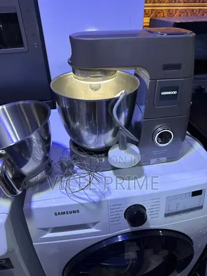 Kenwood Titanium Chef 7liters With Extra 5liters Bowl UK Preused
