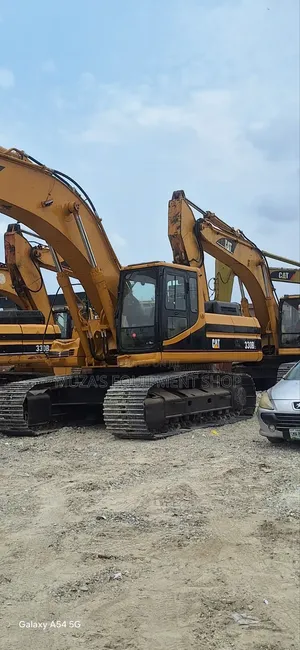 Caterpillar Excavator 330BL for Sale. Price: 160Million