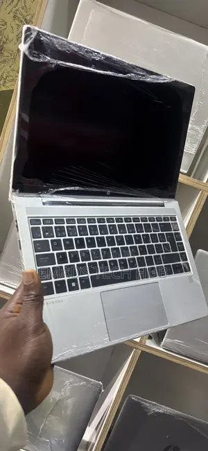 Laptop HP ProBook 440 G8 8GB Intel Core i5 SSD 256GB