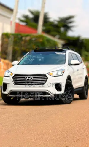Hyundai Santa Fe 2017 White