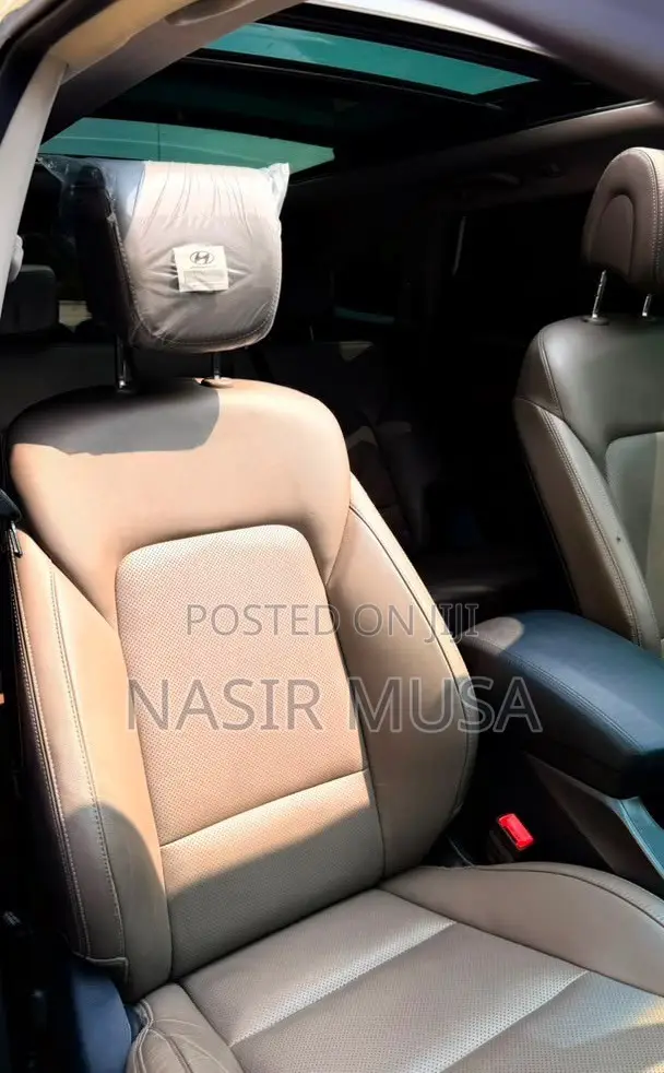 Hyundai Santa Fe 2017 White