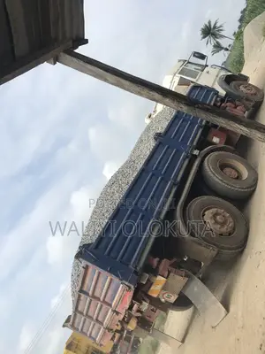 Full 20 Tons of Granite