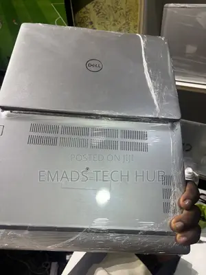 Laptop Dell Latitude 5310 8GB Intel Core i5 SSD 512GB